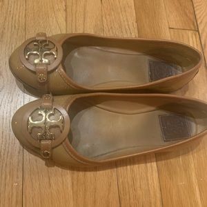 Tory Burch flats - Camel color size 7